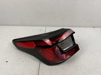 Luz trasera transverstrek Subaru Impreza 2024 2025 OEM lado del conductor izquierda Foto 1 de 4