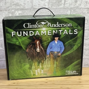 Clinton Anderson Fundamentals SOLO scatola di trasporto VUOTA - Foto 1 di 7