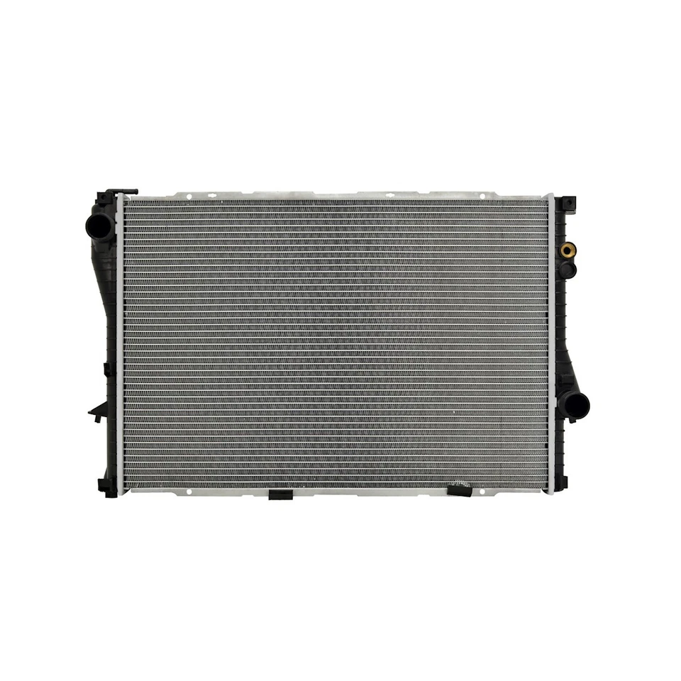 2918 CSF 散热器适用于 540 740 750 528 E39 5 系列宝马 540i E38 7 740i 740iL — 第 1/4 张图片