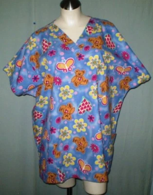 J.I.J. Scrubs Blue 2X Scrub Top Teddy Bears Butterflies Flowers Cotton Blend - Image 1 of 4