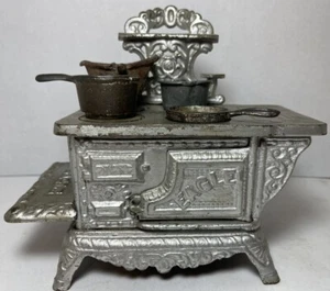 Vintage Original Cast Iron Eagle Childs Toy Stove w/ Miniature Pots Skillet NICE - Picture 1 of 23