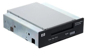 STREAMER StorageWorks 393642-001 Q1580A DAT160 USB 5.25'' - Bild 1 von 2