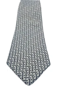 Burberry London Men's Designer Interlocking Pattern Neck Tie - Picture 1 of 7