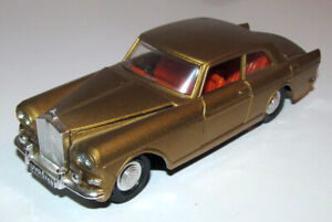 Dinky Toys 127 Rolls-Royce Silver Cloud III Coupe in Gold Nr Mint