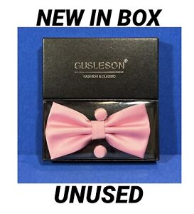 MENS GUSLESON Color PINK Pre-tied Bow Tie Pocket Square Cufflink Set NEW BOX