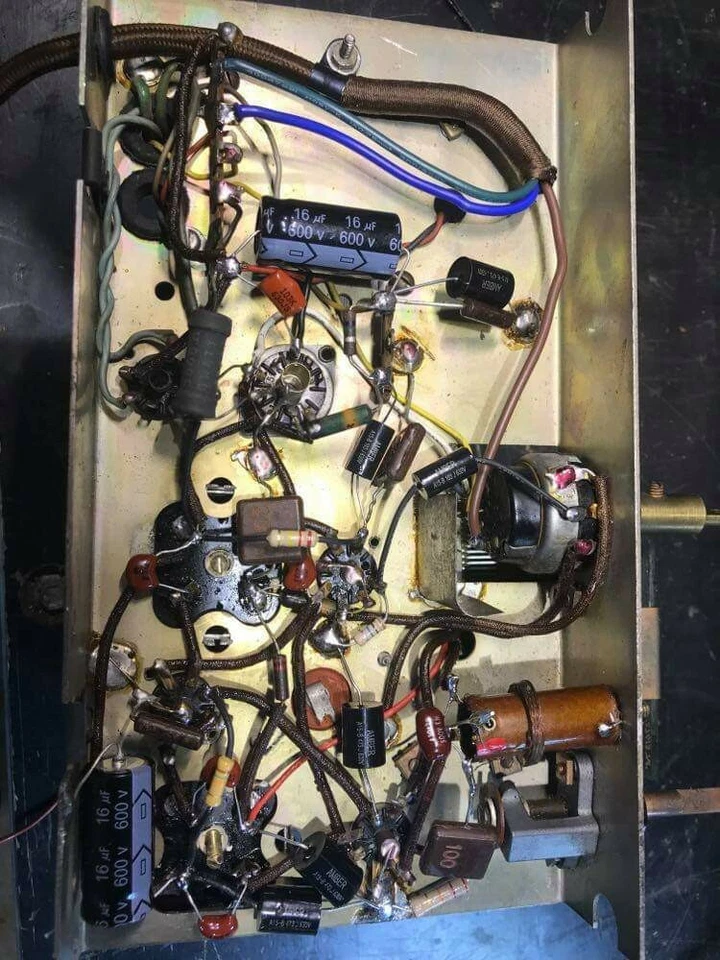 Pure Black capacitor kit .630 volt 2% tolerance for valve radio."12 VALUES " - Image 1 of 4