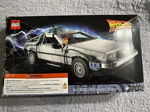 LEGO Icons: Back to the Future Time Machine (10300) *Box Damaged* - Picture 1 of 10