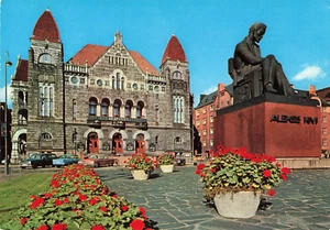 Postcard Finland Helsinki Bus Depot and Market Square c. 1971 - Picture 1 of 2