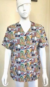 White Cross Women's Scrub Vest Short Sleeve  Noah’sArk Animal Print EUC Sz M  - Picture 1 of 15