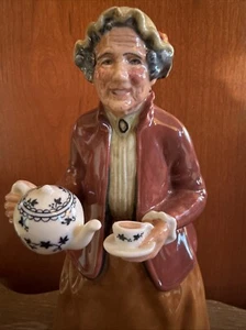 Royal Doulton “Teatime” Figurine - HN2255 - Picture 1 of 9