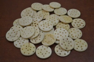 100 PCS STRIPE BROWN ROUND BUFFALO BONE SEWING BUTTONS 20mm #T-2115B - Picture 1 of 1