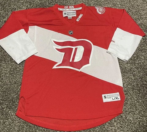 Detroit Red Wings Hockey Jersey Reebok Youth XL Mens Small Old English D Red Cover