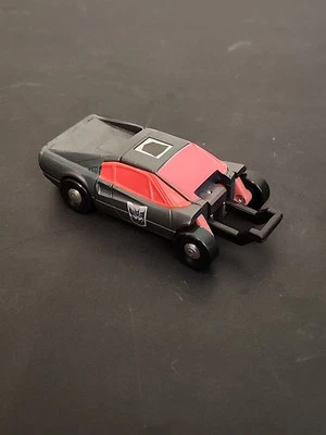 Figura de acción Hasbro Transformers Wildrider G1 Menasor Stunticon 1985 de colección  Foto 1 de 4