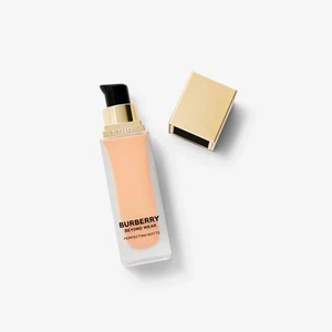 BURBERRY BEYOND WEAR MATTE FOUNDATION 40 LIGHT COOL 1.0 Fl Oz AUTHENTIC - Picture 1 of 1