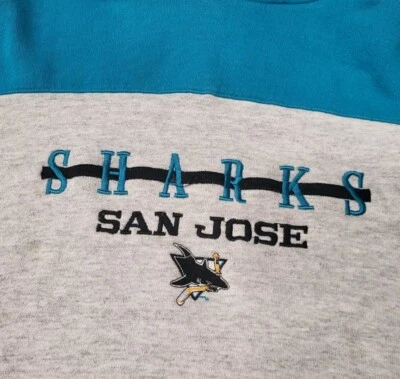 Sudadera con Capucha SAN JOSE SHARKS Talla L LOGOTIPO BORDADO Primera Fila Salem Ropa Deportiva Foto 1 de 4