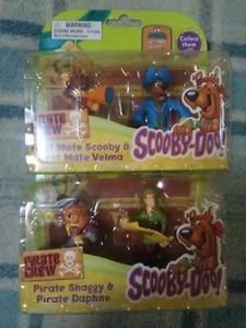 Scooby Doo Pirate Crew First Mate Scooby & Velma Pirate Shaggy & Daphne - Picture 1 of 8