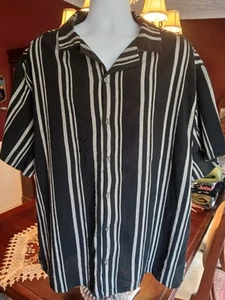 NO BOUNDARIES MEN’S BLACK GREY STRIPE BUTTON UP SHORT SLEEVE SHIRT 3XL 54/56 - Picture 1 of 9