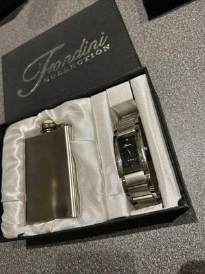 Juego de reloj y frasco de cadera Fondini para hombre nunca usado en caja Foto 1 de 4