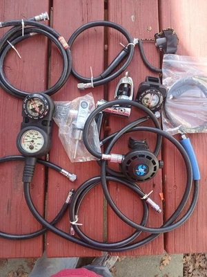 Aqua Lung Pivot Regulator w/ Scuba Pro G250 Hoses Gauge diving Lot see photos - Image 1 of 4