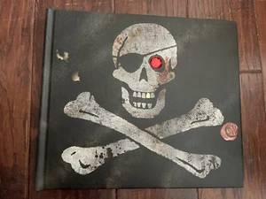 NEW: Pirates - John Matthews - HC - Imagen 1 de 1