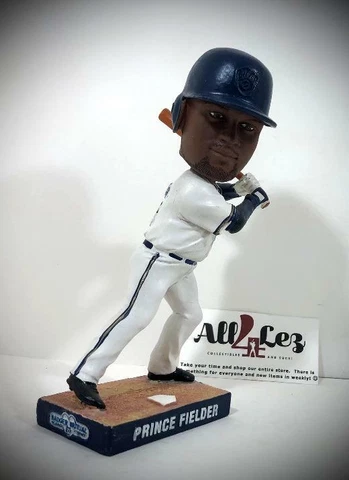 2007 MILWAUKEE BREWERS PRINCE FIELDER SGA BOBBLEHEAD *NO BOX* / **ERROR - READ** Cover