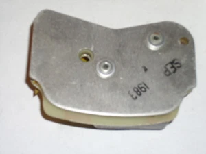 transpo ( GM ) SPANNUNGSREGLER # 1892824   - Bild 1 von 5