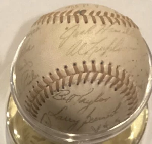 Vintage 1966 New York Mets Souvenir Facsimile Signed Baseball  - Picture 1 of 6