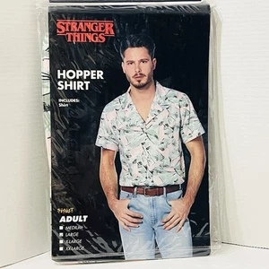 Stranger Things Hopper Shirt Large Spirit Halloween NEU im Beutel - Bild 1 von 5