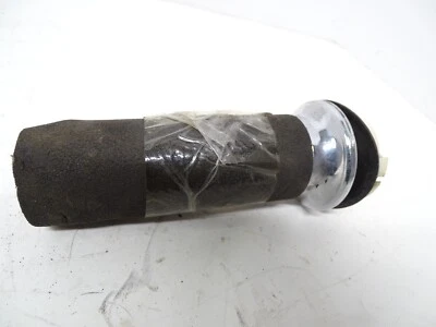 Punho de tubo de aceleração Yamaha XV750 Virago 1982 - Imagem 1 de 4