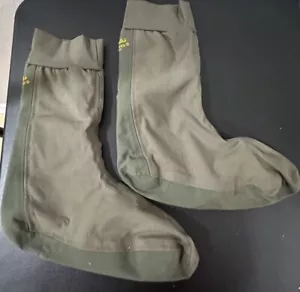 Cabela’s Gore-Tex Waterproof Boot Liner Socks Size 10 Regular Green - Picture 1 of 3