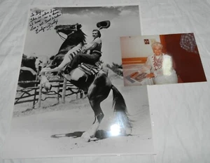 Autographed Photo of Evelyn Finley - Movie Star + Stunt Person - 8" X 10" B&W - Picture 1 of 5
