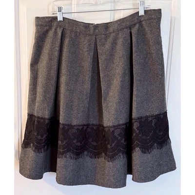 ModCloth Grey And Black Pleated Skirt Size 1X - Image 1 of 3