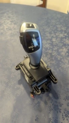 09-15 Selector de palanca de cambios de transmisión BMW 750Li 750i F01 F02 9197727 OEM Foto 1 de 4