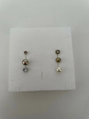 6 orecchini assortiticon billantini, color argento e oro - Immagine 1 di 3