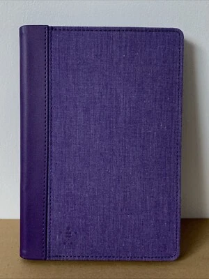 Belkin Kindle HD7" Chambray Cover - Purple #C1 - Image 1 of 4