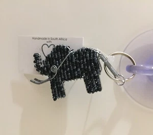 Portachiavi ELEFANTE, perline e metallo, FATTO A MANO. - Foto 1 di 1