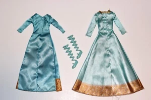 DISNEY PRINCESS MERIDA DOLL GOWNS & SHOES IN GOOD SHAPE BRAVE - Picture 1 of 4