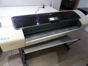 HP DesignJet T1100ps (C6688A) 44" Large-Wide-Format Inkjet Printer Plotter - Picture 1 of 11