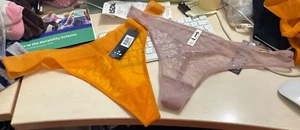 BNWT SIZE XL GOSSARD THONGS X 2 - Picture 1 of 1