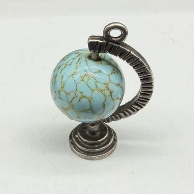 Berloque globo móvel vintage Sterling Danecraft 3D com pedra azul natural 1" 5,6 g - Imagem 1 de 4