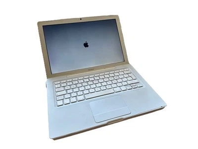 Apple Macbook 13" A1181 Portatile Vintage  - Immagine 1 di 4