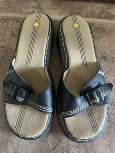 Dr Martens Black Buckle Chunky Sole Sandals Size 8 M - Picture 1 of 6