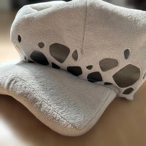 USJ One Piece Trafalgar Law Hat Cap White Universal Studios Japan Limited Editio - Picture 1 of 5