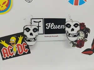 Misfits Earrings - Picture 1 of 2