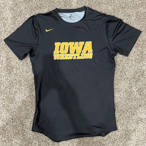 TEAM ISSUED Nike Iowa Hawkeyes Wrestling Compression Training T-Shirt Mens 3XL Cover