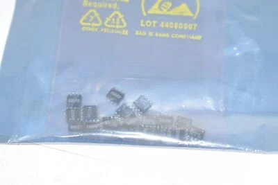 Lot of 18 NEW Semtech SLVU2.8-8.TBT TVS DIODE 2.8V 17V 8SO	 - Image 1 of 2