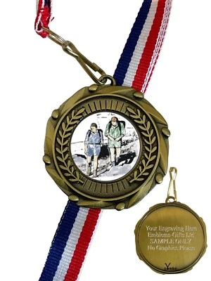 EMBLEMS GIFTS LTD Fell Walking 45 mm Combo-Medaille & Band graviert kostenlos