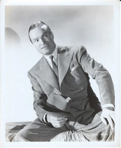 Bob Hope - 8x10 - Picture 1 of 1