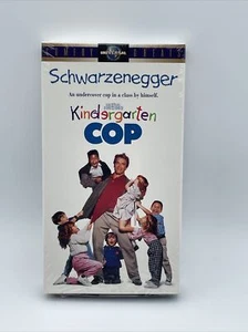 NEW SEALED VHS - Kindergarten Cop ARNOLD Universal Comedy Greats Watermark - Picture 1 of 9
