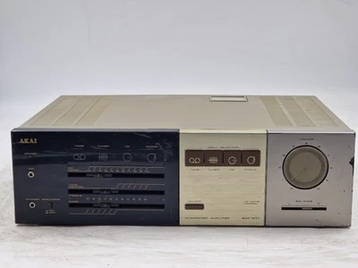 Akai AM-M11 Integrierter Verstärker - Funktioniert, Kosmetische Abnutzung - Bild 1 von 4